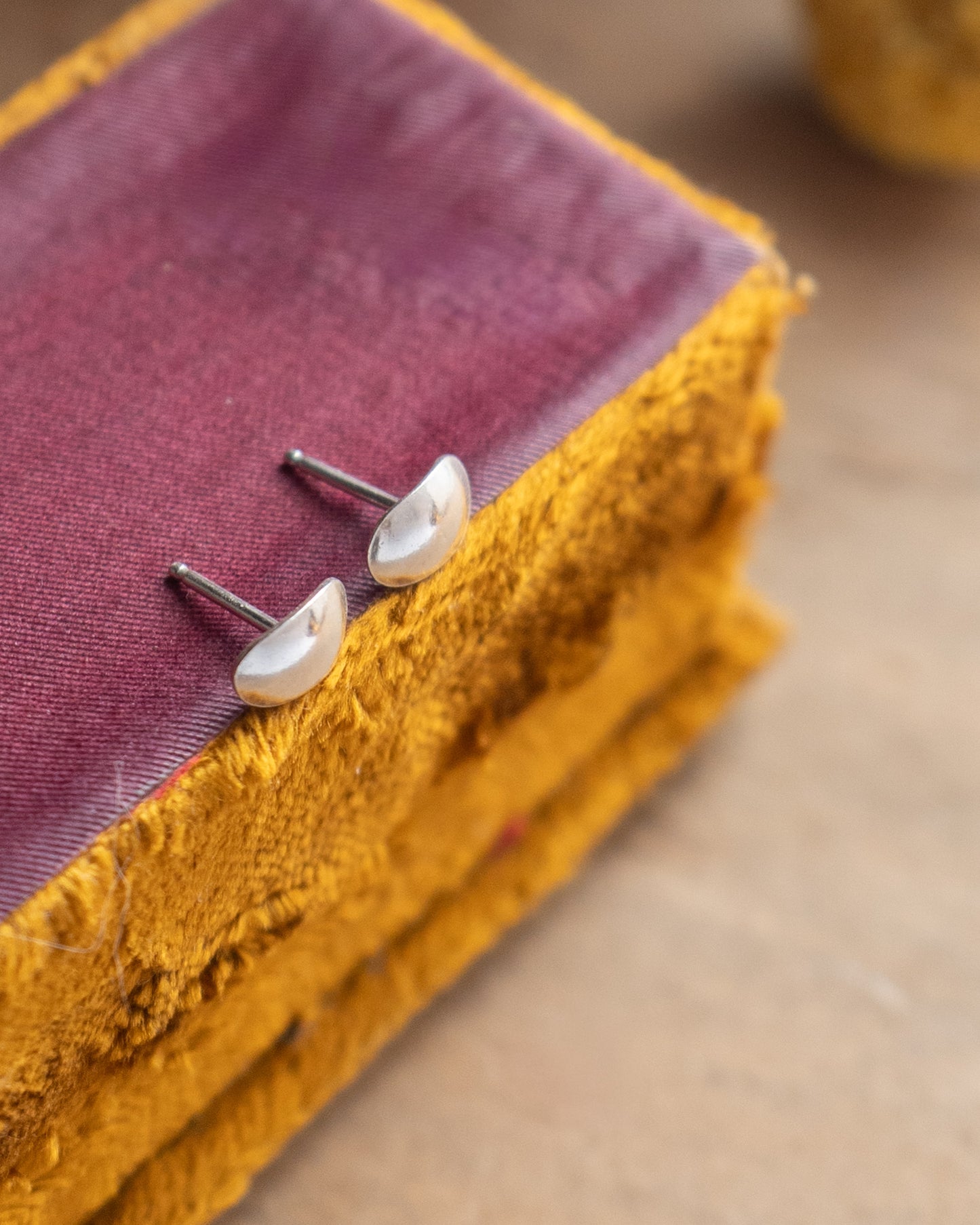 Knoll + Nest Studs