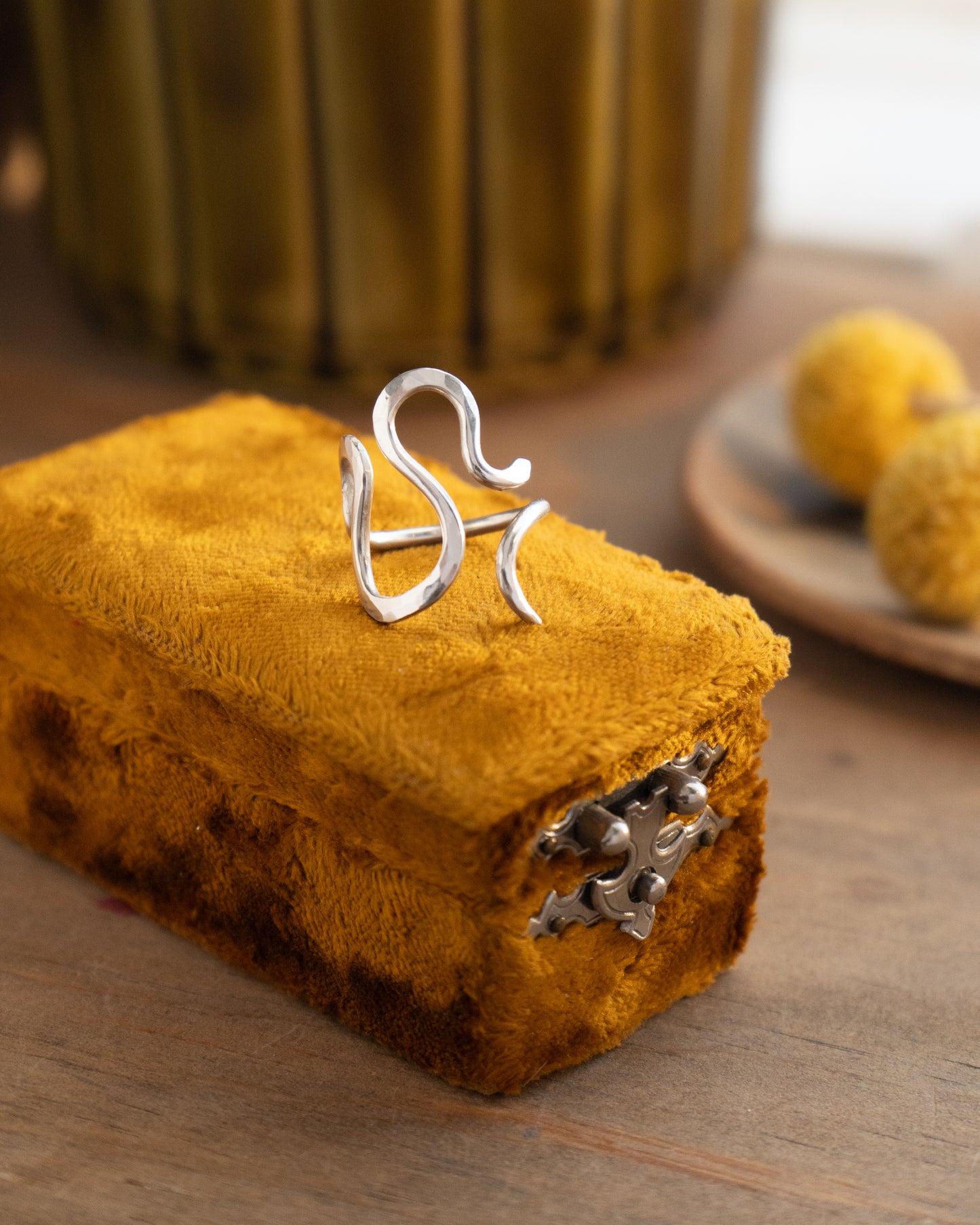 Manasa Ring